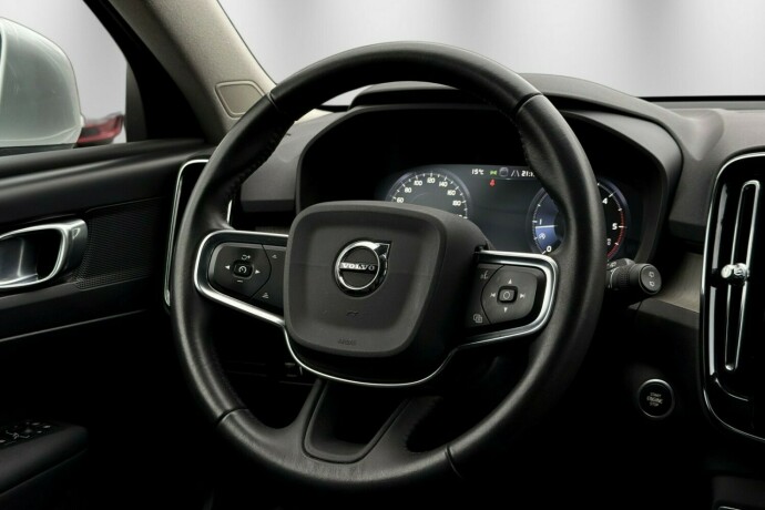 volvo-xc-40-diesel-2018-big-13