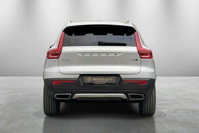 volvo-xc-40-diesel-2018-big-6