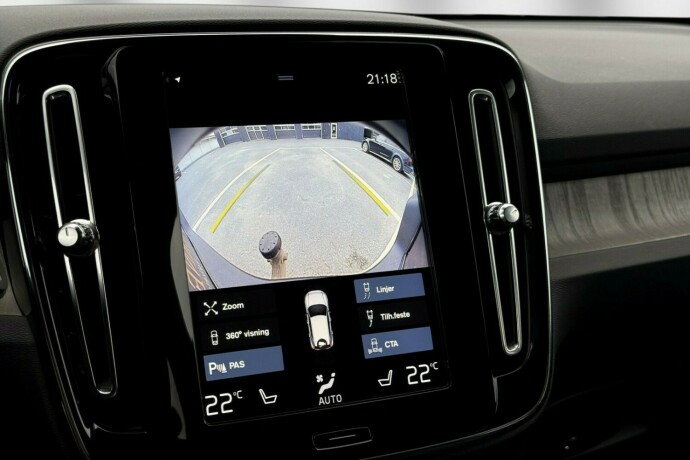 volvo-xc-40-diesel-2018-big-26