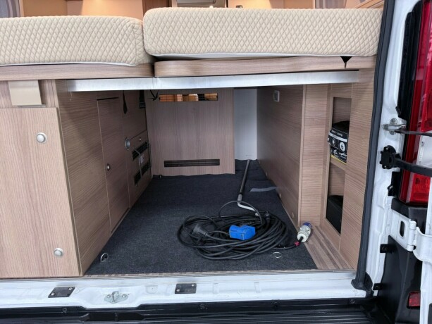 carthago-malibu-van-640-le-charming-gt-diesel-2020-big-40