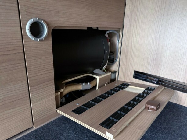 carthago-malibu-van-640-le-charming-gt-diesel-2020-big-43