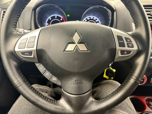 mitsubishi-asx-diesel-2012-big-8