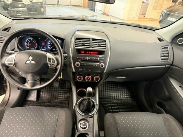 mitsubishi-asx-diesel-2012-big-7