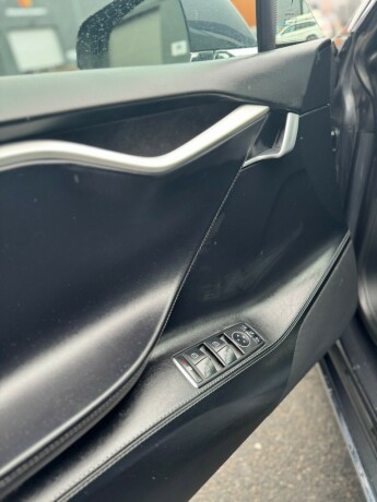 tesla-model-s-elektrisitet-2018-big-20