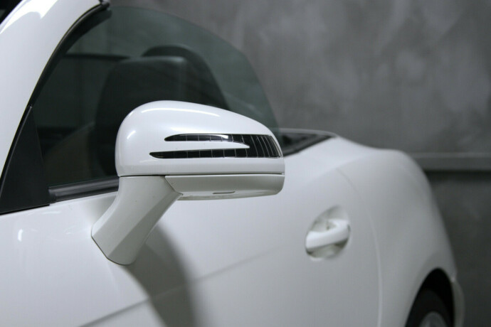 mercedes-benz-slk-bensin-2012-big-3