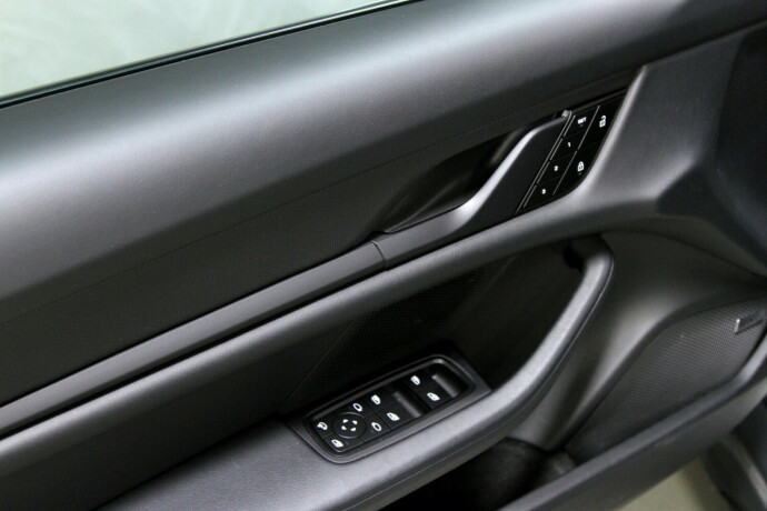 porsche-taycan-elektrisitet-2022-big-21