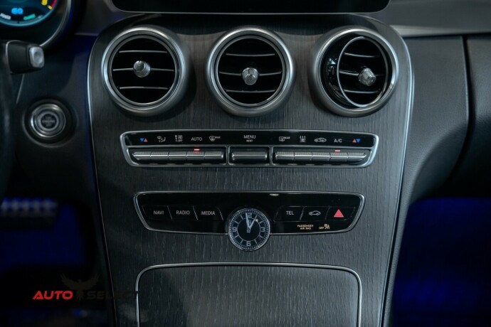 mercedes-benz-c-klasse-elektrisitetbensin-2019-big-44