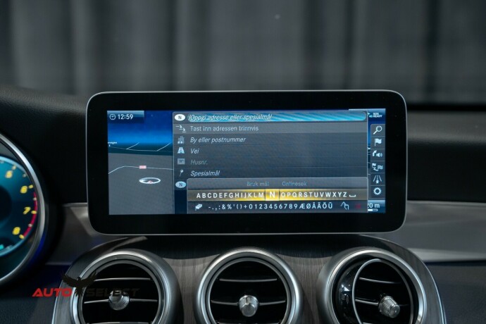 mercedes-benz-c-klasse-elektrisitetbensin-2019-big-37