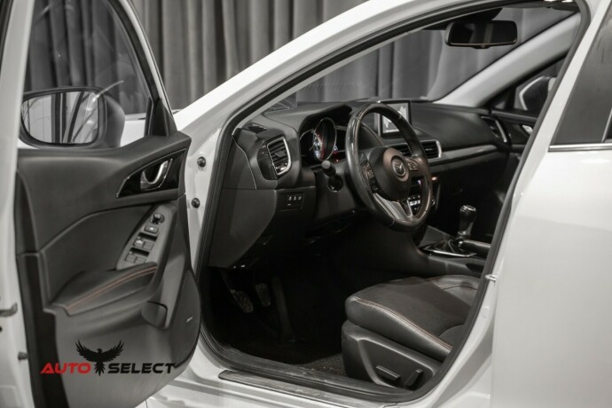 mazda-3-bensin-2014-big-11