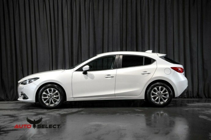 mazda-3-bensin-2014-big-10