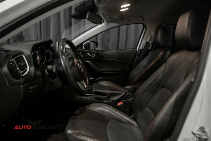 mazda-3-bensin-2014-big-15