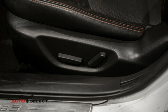 mazda-3-bensin-2014-big-14