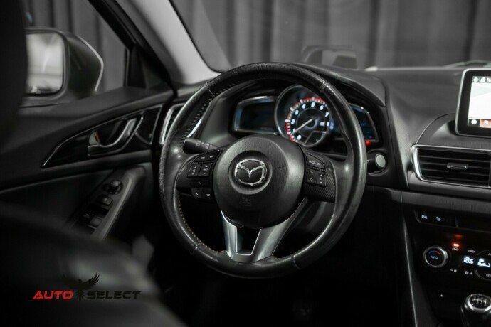 mazda-3-bensin-2014-big-18