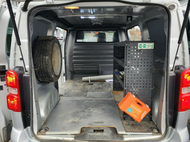 peugeot-expert-diesel-2019-big-10