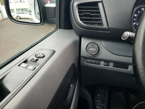 peugeot-expert-diesel-2019-big-21