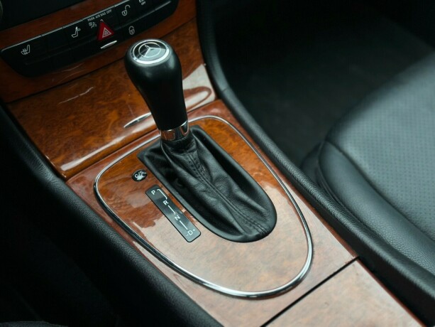 mercedes-benz-e-klasse-diesel-2007-big-15