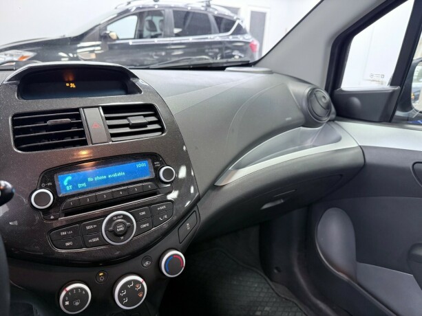 chevrolet-spark-bensin-2013-big-13