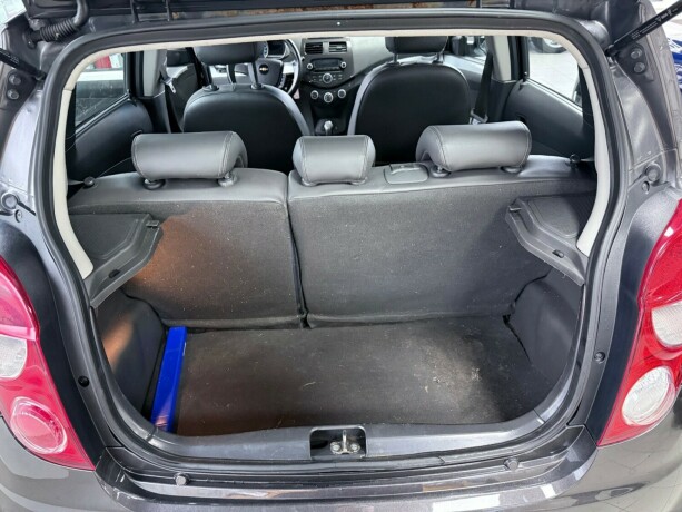 chevrolet-spark-bensin-2013-big-19