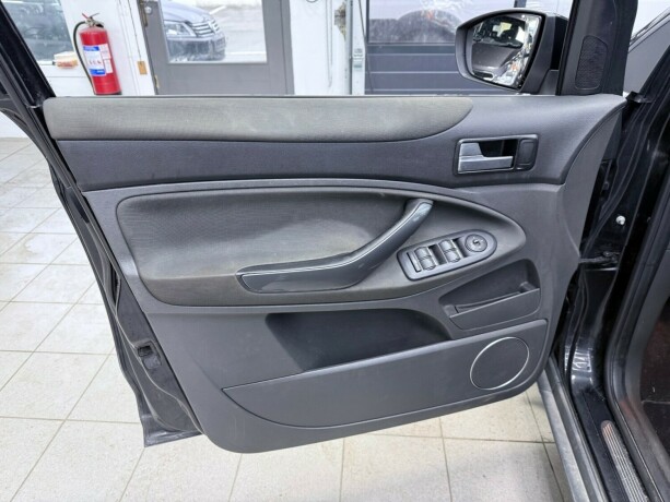 ford-kuga-diesel-2011-big-7