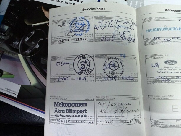 ford-kuga-diesel-2011-big-19