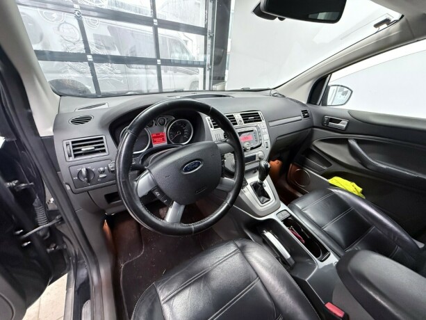 ford-kuga-diesel-2011-big-9