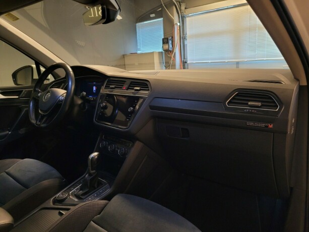 volkswagen-tiguan-diesel-2018-big-12