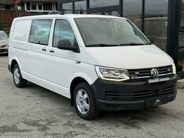 volkswagen-transporter-diesel-2018-big-0