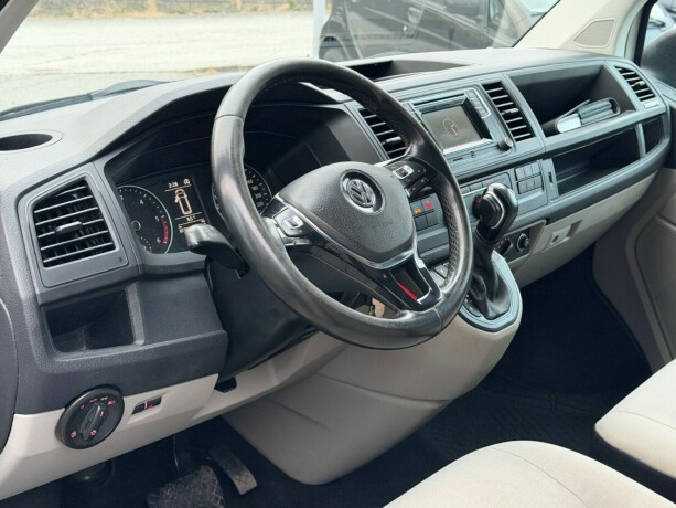 volkswagen-transporter-diesel-2018-big-6