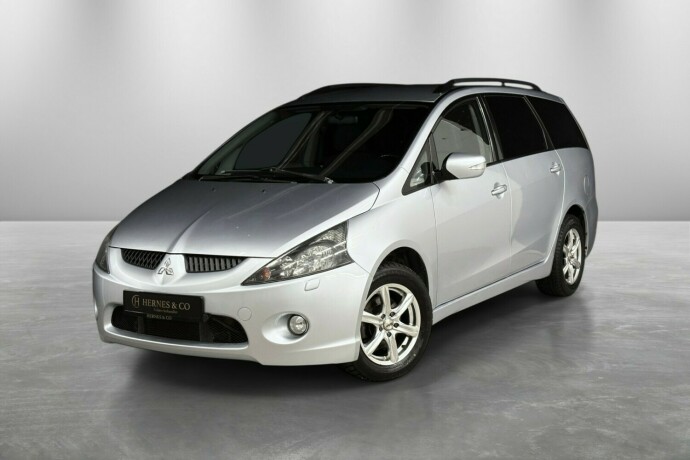 mitsubishi-grandis-diesel-2006-big-0