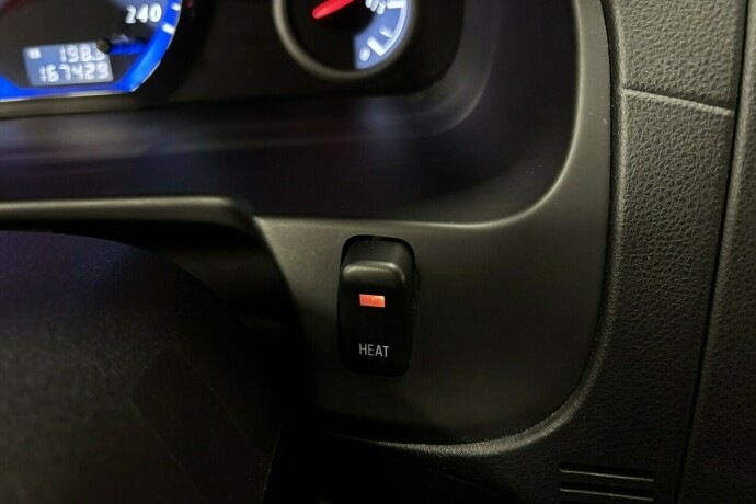 mitsubishi-grandis-diesel-2006-big-22