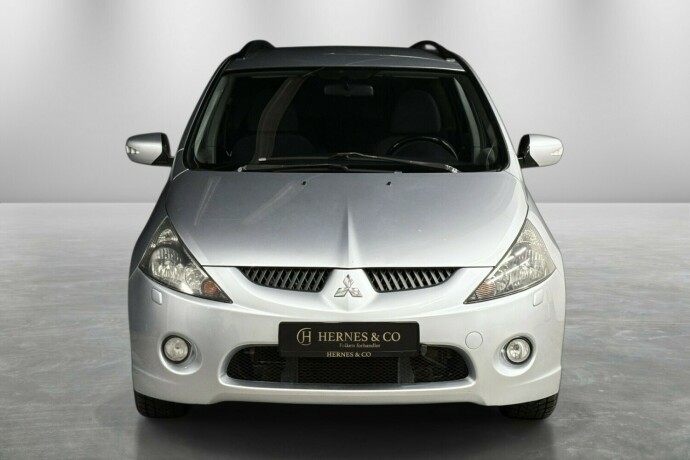 mitsubishi-grandis-diesel-2006-big-4