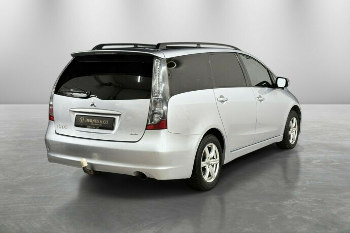 mitsubishi-grandis-diesel-2006-big-7