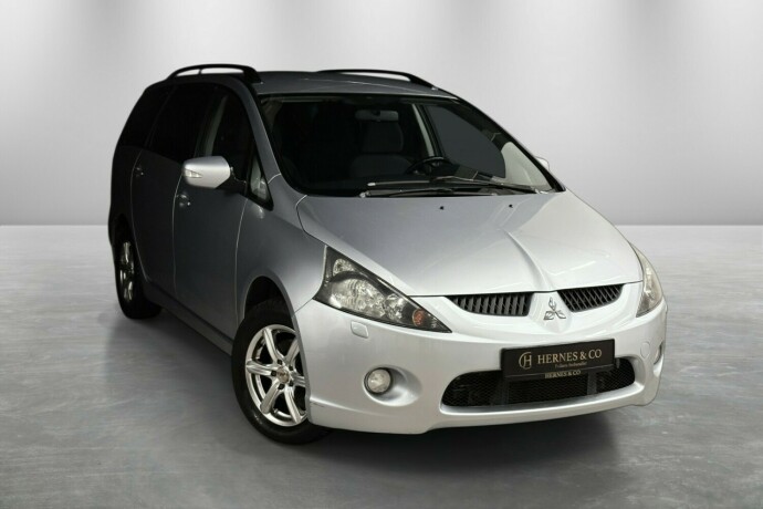 mitsubishi-grandis-diesel-2006-big-6