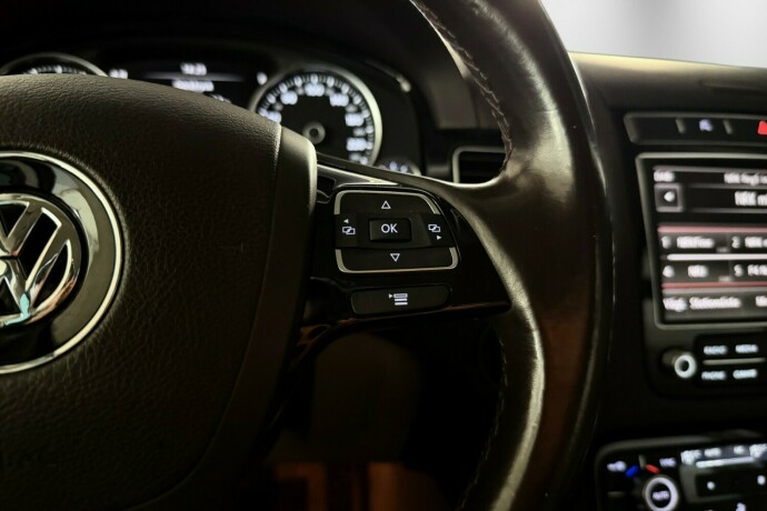 volkswagen-touareg-diesel-2017-big-23