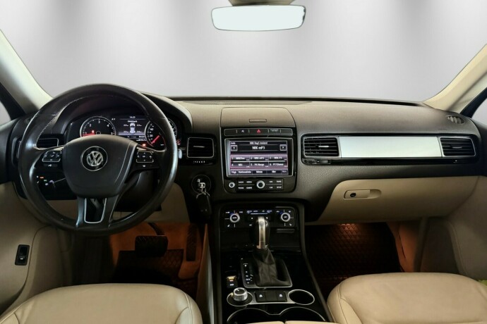 volkswagen-touareg-diesel-2017-big-19