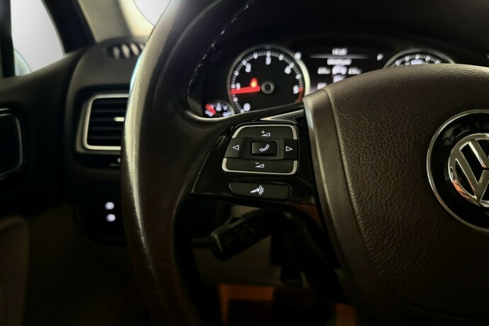 volkswagen-touareg-diesel-2017-big-22