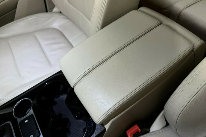 volkswagen-touareg-diesel-2017-big-33