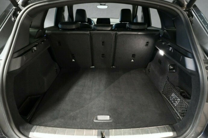 bmw-x1-plug-in-petrol-2021-big-18