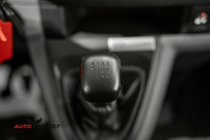 citroen-jumpy-diesel-2017-big-32