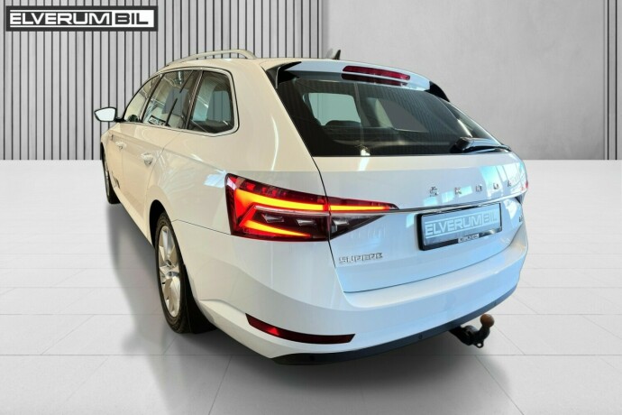 skoda-superb-elektrisitetbensin-2021-big-8