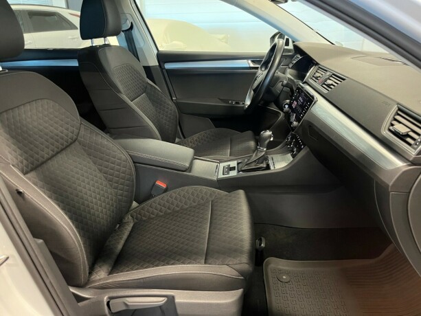 skoda-superb-elektrisitetbensin-2021-big-31