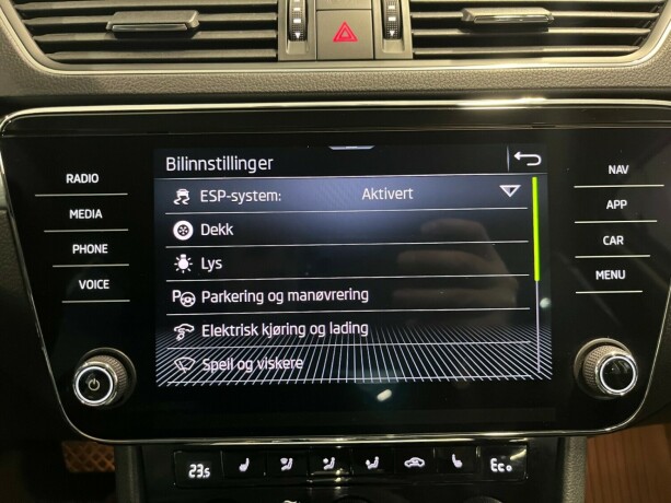 skoda-superb-elektrisitetbensin-2021-big-49