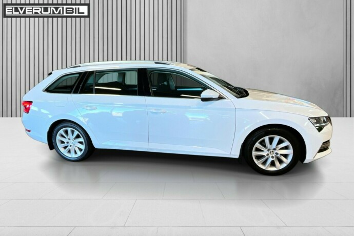 skoda-superb-elektrisitetbensin-2021-big-2