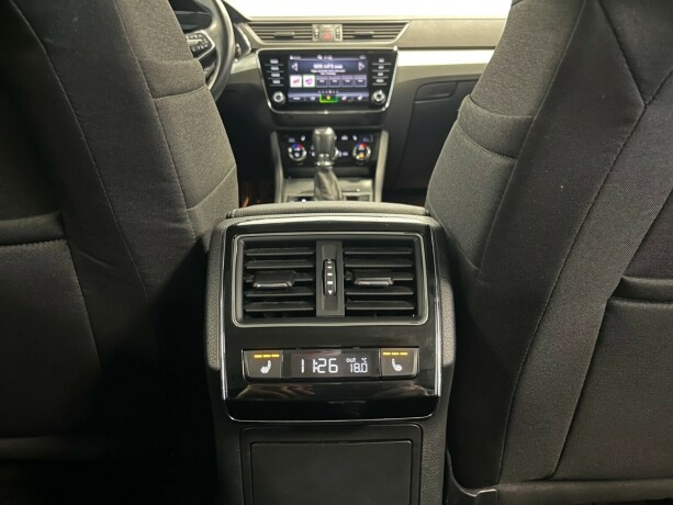 skoda-superb-elektrisitetbensin-2021-big-28