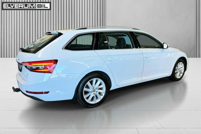 skoda-superb-elektrisitetbensin-2021-big-3