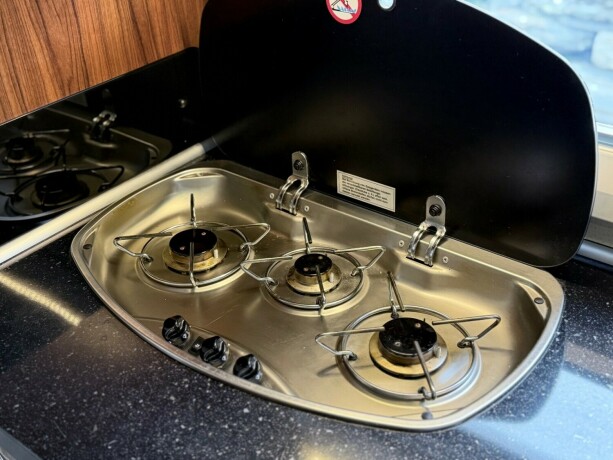 hobby-65-hge-diesel-2015-big-17