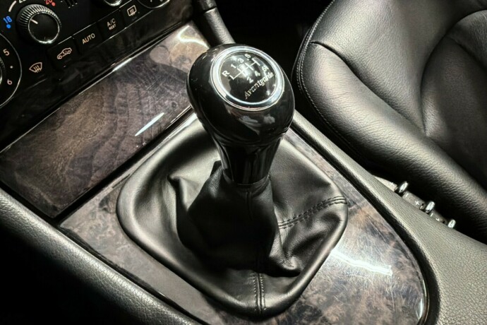 mercedes-benz-clk-bensin-2006-big-15