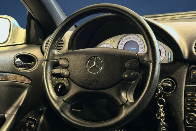 mercedes-benz-clk-bensin-2006-big-19