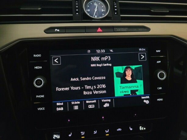 volkswagen-passat-plug-in-petrol-2018-big-34