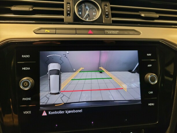 volkswagen-passat-plug-in-petrol-2018-big-29